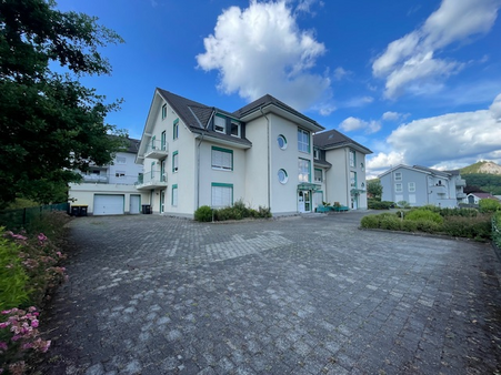 Bürogebäude mit Parkpklätzen Bürogebäude mit Parkpklätzen - Büro in 57078 Siegen mit 1078m² kaufen