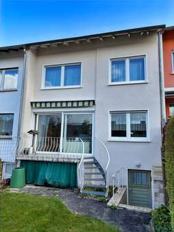 Ansicht vom Garten Ansicht vom Garten - Reihenmittelhaus in 57074 Siegen mit 115m² kaufen