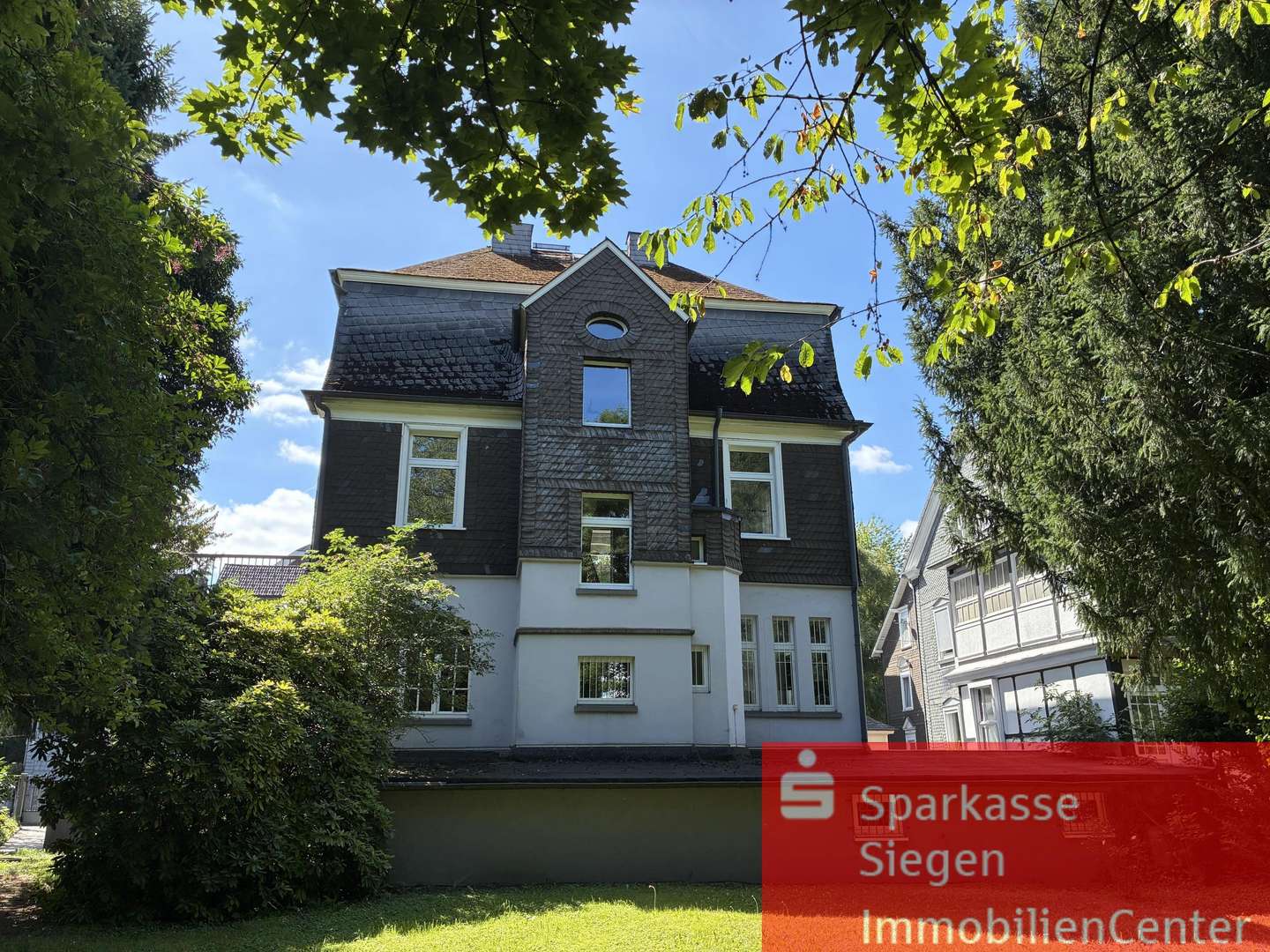 Gartenansicht - Einfamilienhaus in 57072 Siegen mit 249m² kaufen