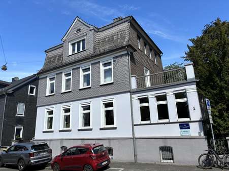 Straßenansicht - Einfamilienhaus in 57072 Siegen mit 249m² kaufen