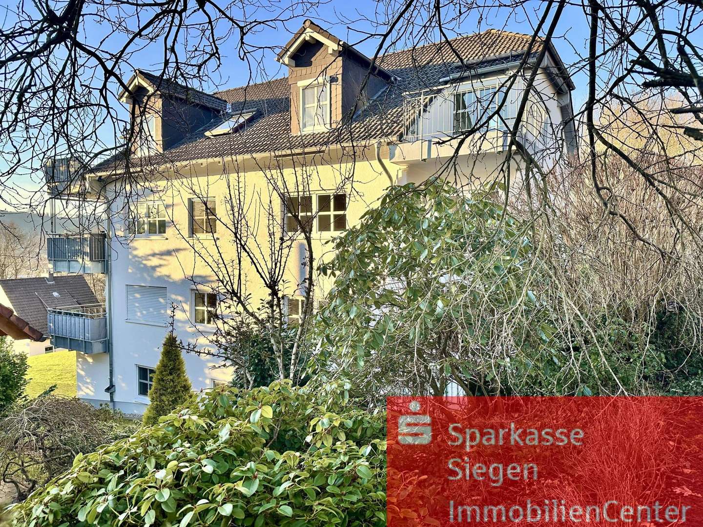 Mehrfamilienwohnhaus