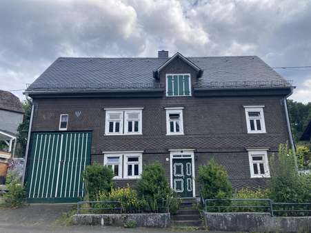 Straßenansicht - Einfamilienhaus in 57074 Siegen mit 97m² kaufen
