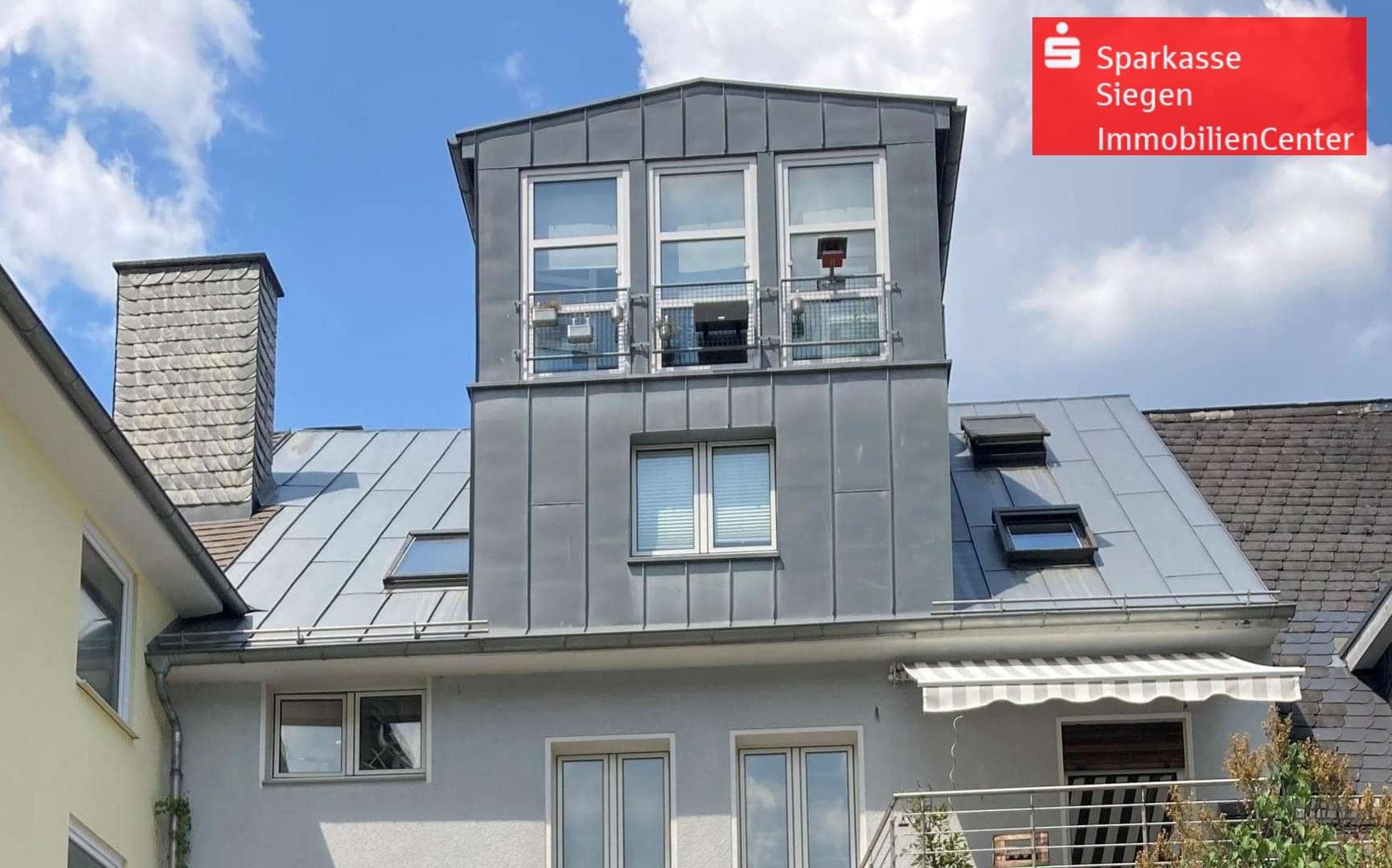 Moderner Erker bringt Licht & Fernblick - Maisonette-Wohnung in 57072 Siegen mit 126m² kaufen