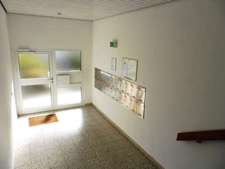 Hauseingang - Etagenwohnung in 57072 Siegen mit 85m² kaufen