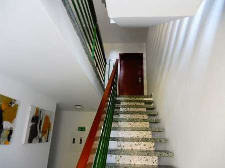 Treppenhaus - Etagenwohnung in 57072 Siegen mit 85m² kaufen