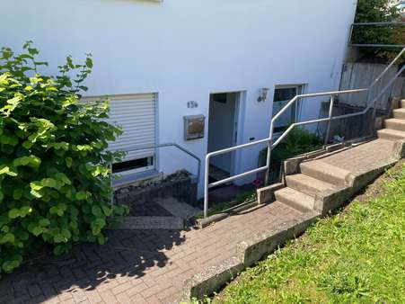 Zugang - Souterrain-Wohnung in 57078 Siegen mit 86m² kaufen