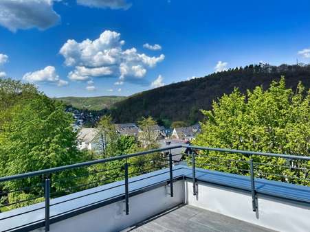 Weitsicht Balkon - Penthouse-Wohnung in 57290 Neunkirchen mit 105m² kaufen