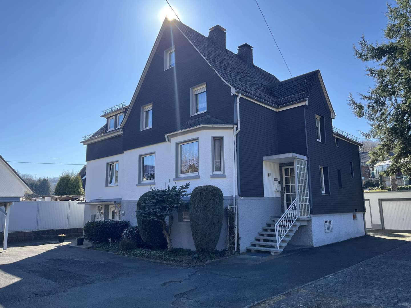 Foto 19.03.25, 10 39 43 - Zweifamilienhaus in 57290 Neunkirchen mit 238m² kaufen