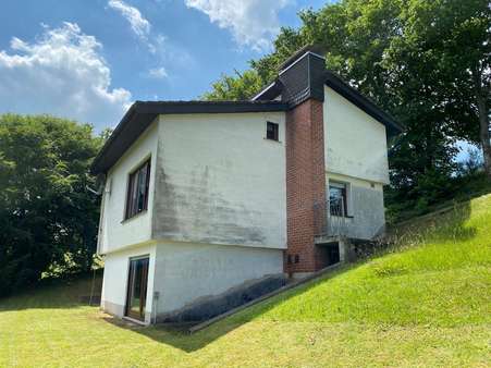 Ansicht aus dem Garten Ansicht aus dem Garten - Ferienhaus in 57319 Bad Berleburg, Girkhausen mit 139m² kaufen