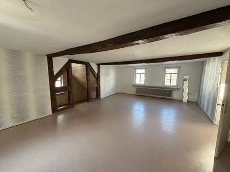 Wohnzimmer (Wohnung) - Mehrfamilienhaus in 57334 Bad Laasphe mit 140m² kaufen