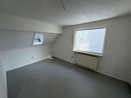 Zimmer (Wohnung) - Mehrfamilienhaus in 57334 Bad Laasphe mit 140m² kaufen