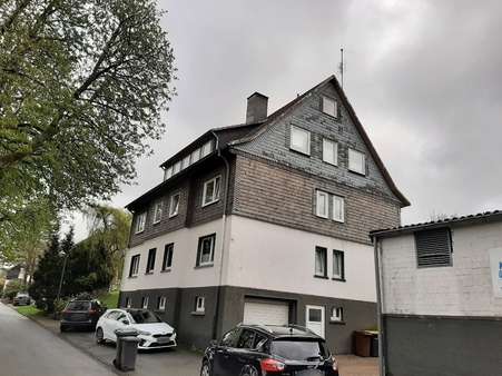 Straßenansicht - Mehrfamilienhaus in 57339 Erndtebrück mit 381m² kaufen