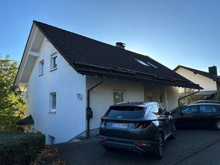 Straßenansicht - Mehrfamilienhaus in 57334 Bad Laasphe mit 211m² kaufen