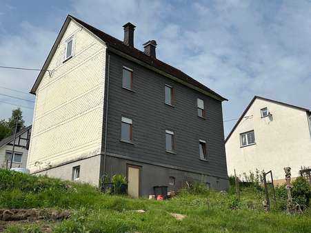 Ansicht aus dem Garten Ansicht aus dem Garten - Einfamilienhaus in 57334 Bad Laasphe mit 137m² kaufen