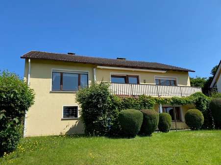 Ansicht aus dem Garten Ansicht aus dem Garten - Einfamilienhaus in 57334 Bad Laasphe mit 97m² kaufen
