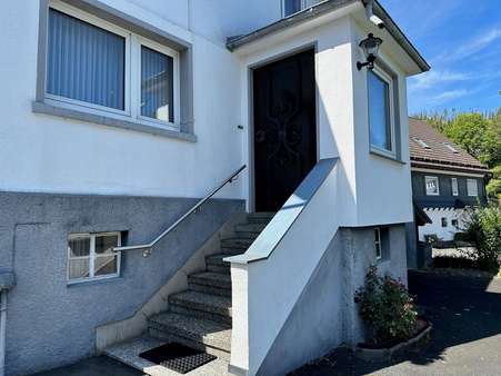 Eingangsbereich - Einfamilienhaus in 57334 Bad Laasphe mit 145m² kaufen