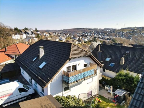 Dachgeschosswohnung in 57482 Wenden mit 94m² günstig kaufen