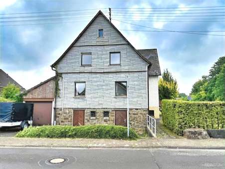 Ansicht Ansicht - Einfamilienhaus in 57482 Wenden mit 120m² kaufen