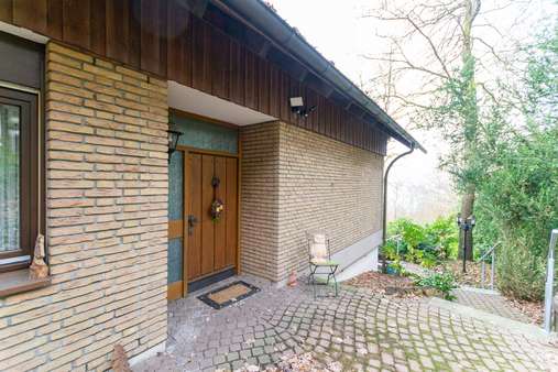 Haustür - Einfamilienhaus in 57076 Siegen mit 201m² kaufen