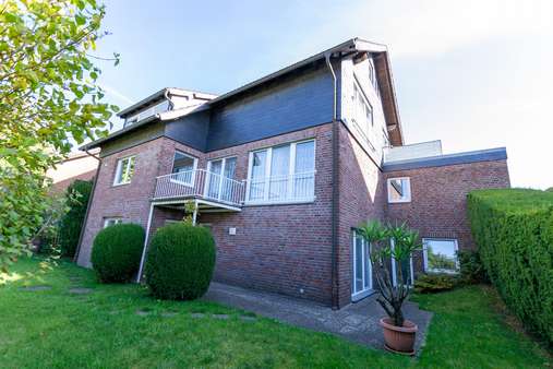 Außenansicht - Einfamilienhaus in 57462 Olpe mit 234m² günstig kaufen