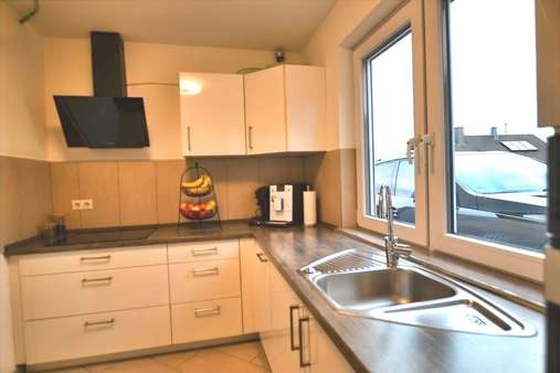 Küche - Doppelhaushälfte in 57482 Wenden mit 140m² günstig kaufen