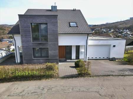 Frontansicht - Einfamilienhaus in 57462 Olpe mit 181m² günstig kaufen