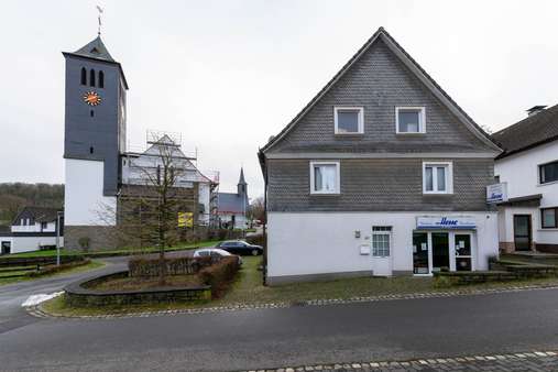 Außenansicht Außenansicht - Sonstige in 57482 Wenden mit 168m² kaufen