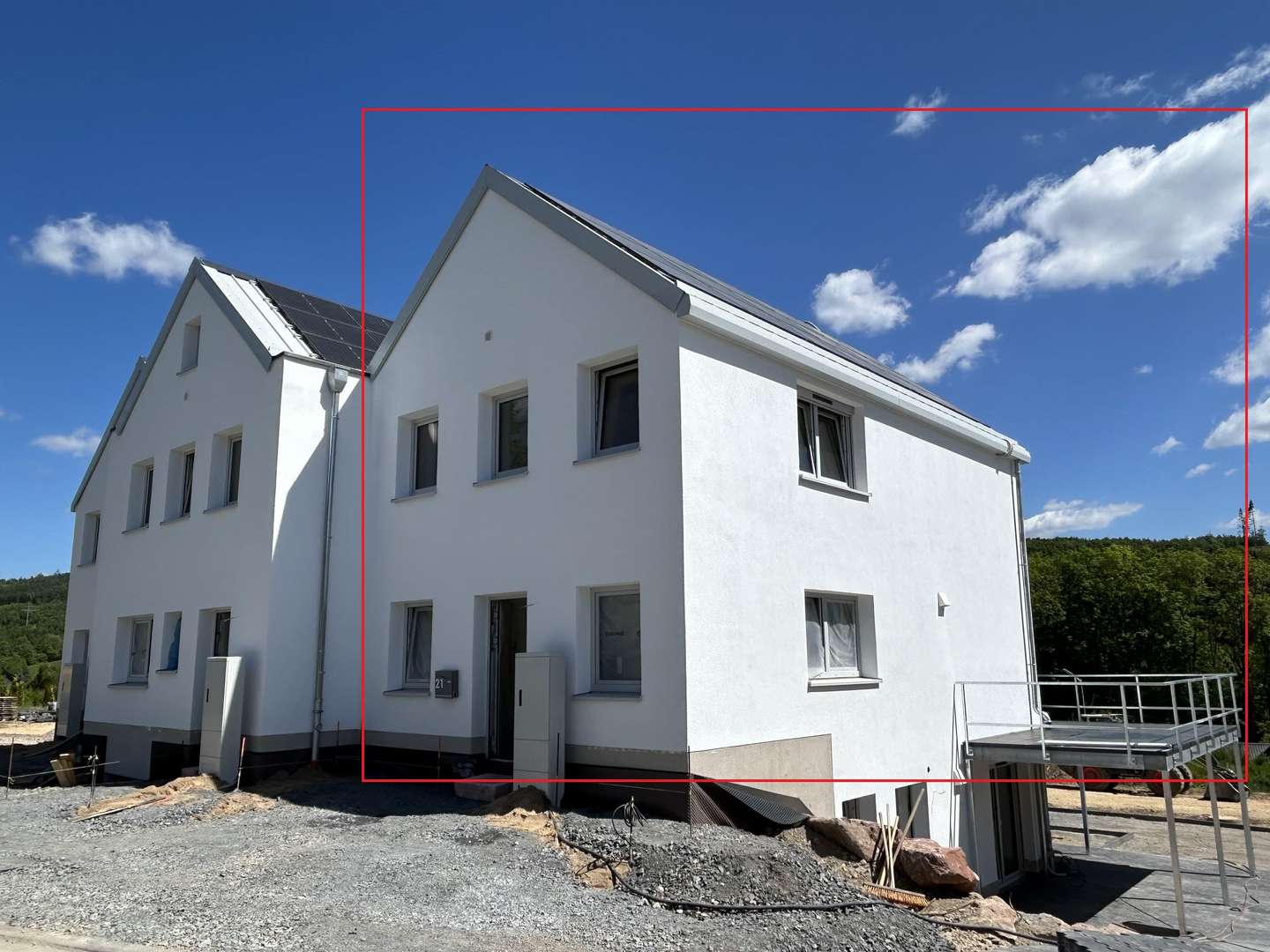 Ansicht Vorderseite - Erdgeschosswohnung in 57399 Kirchhundem mit 122m² kaufen