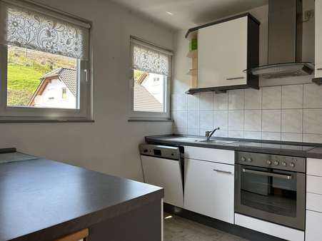 Küche im Dachgeschoss - Einfamilienhaus in 57439 Attendorn mit 125m² kaufen