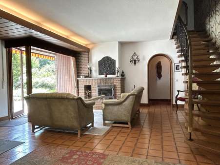 Kaminbereich Kaminbereich - Einfamilienhaus in 57439 Attendorn mit 303m² kaufen