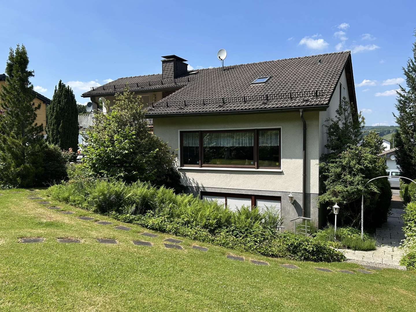 Gartenansicht Gartenansicht - Einfamilienhaus in 57439 Attendorn mit 303m² kaufen