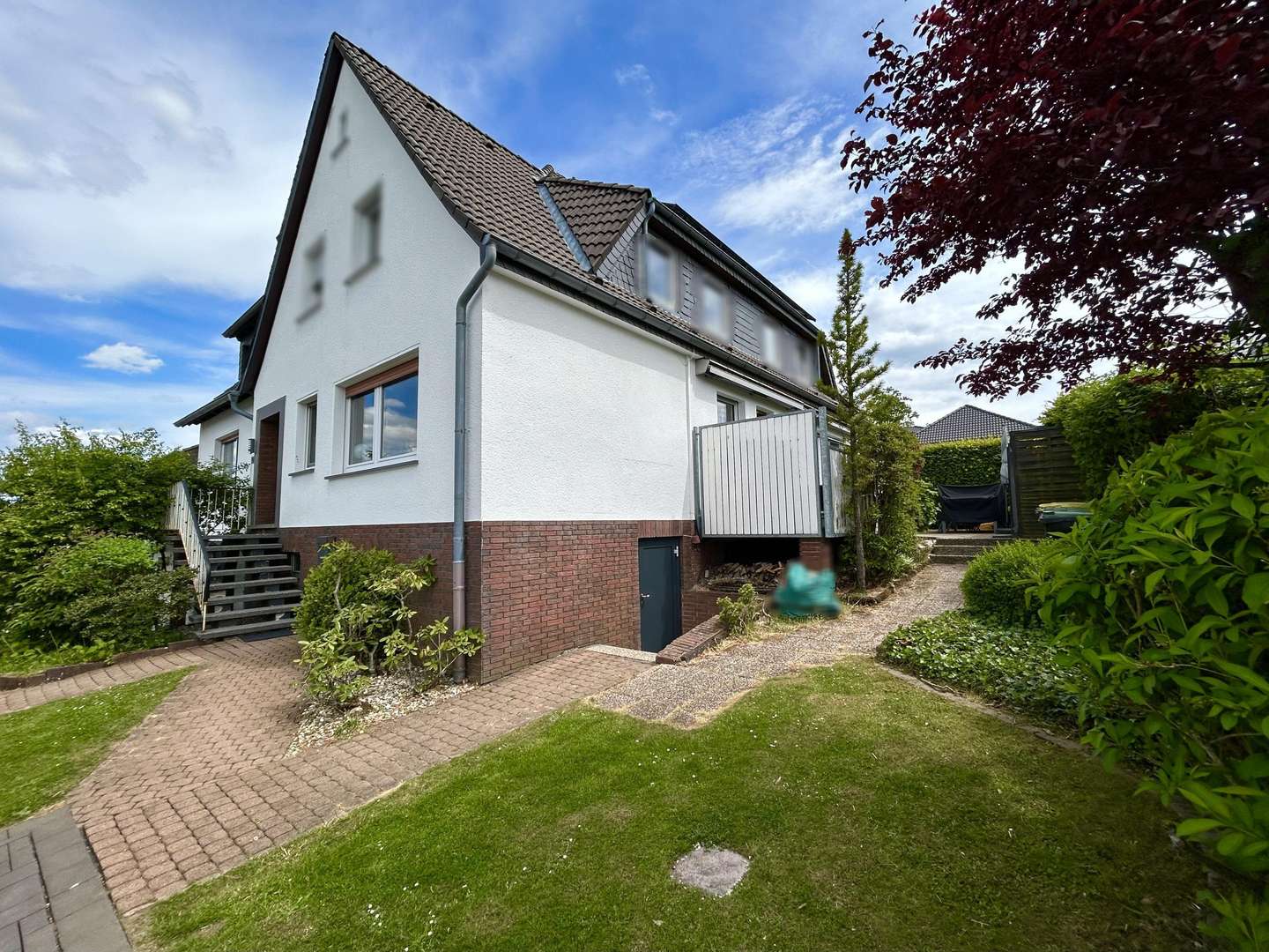 Eigener Eingang mit Grundstück - Erdgeschosswohnung in 57439 Attendorn mit 116m² kaufen
