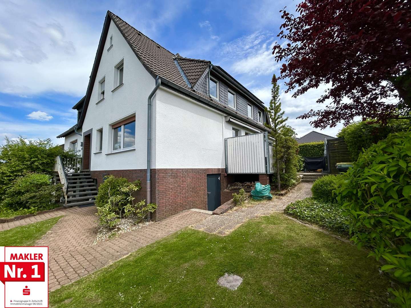 Strassenansicht Strassenansicht - Erdgeschosswohnung in 57439 Attendorn mit 116m² kaufen