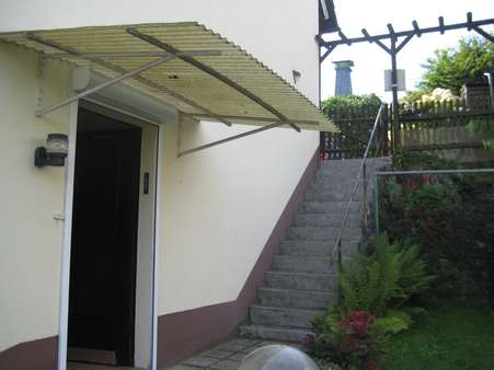 Eingang Einliegerwohnung - Einfamilienhaus in 57413 Finnentrop mit 112m² kaufen