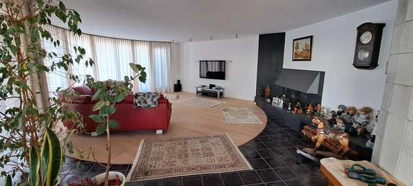 Wohnbereich - Zweifamilienhaus in 57413 Finnentrop mit 284m² kaufen