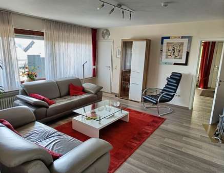 Wohnzimmer - Souterrain-Wohnung in 57392 Schmallenberg mit 102m² kaufen