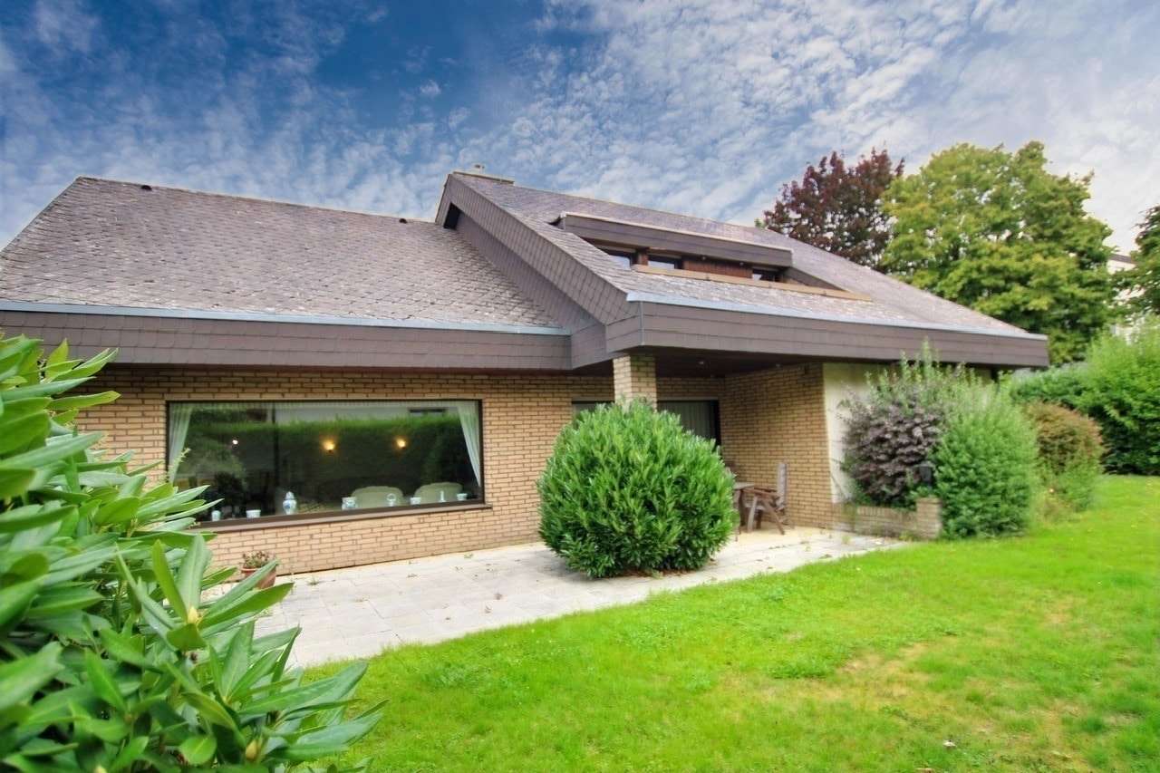 Rückansicht Rückansicht - Einfamilienhaus in 59755 Arnsberg mit 182m² kaufen