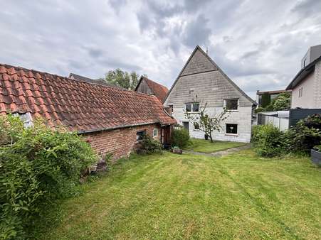 Garten - Einfamilienhaus in 32758 Detmold / Heidenoldendorf mit 150m² kaufen