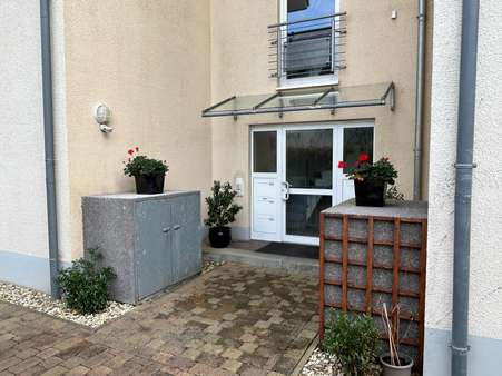 Hauseingang Bild2 - Maisonette-Wohnung in 33106 Paderborn mit 87m² kaufen