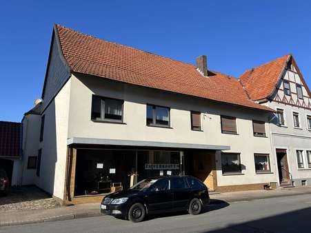 Außenansicht - Haus in 34439 Willebadessen mit 250m² kaufen