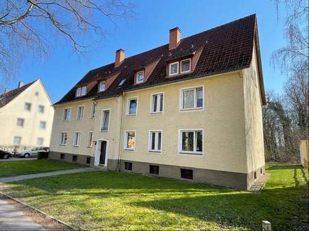 Eingangsseite - Mehrfamilienhaus in 32756 Detmold mit 430m² kaufen