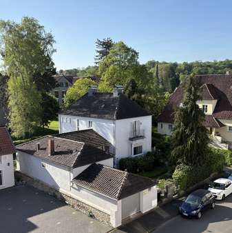 Außenansicht Außenansicht - Einfamilienhaus in 32756 Detmold mit 286m² kaufen