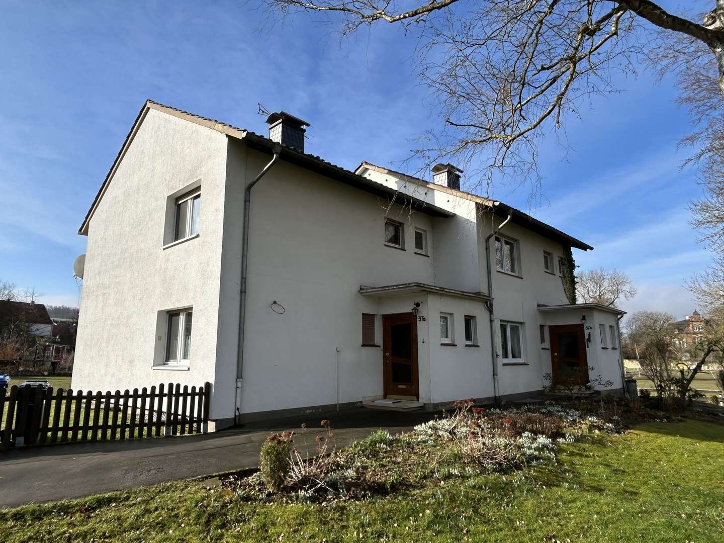 Außenansicht - Zweifamilienhaus in 34414 Warburg / Wormeln mit 190m² kaufen