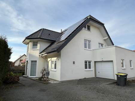 Außenansicht - Einfamilienhaus in 34414 Warburg mit 193m² kaufen
