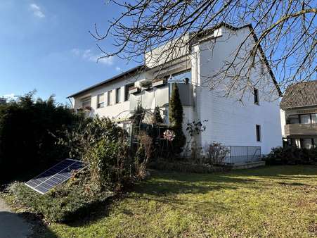 Gartenansicht - Etagenwohnung in 32805 Horn-Bad Meinberg mit 85m² kaufen
