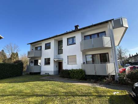 Vorderansicht - Etagenwohnung in 32805 Horn-Bad Meinberg mit 85m² kaufen