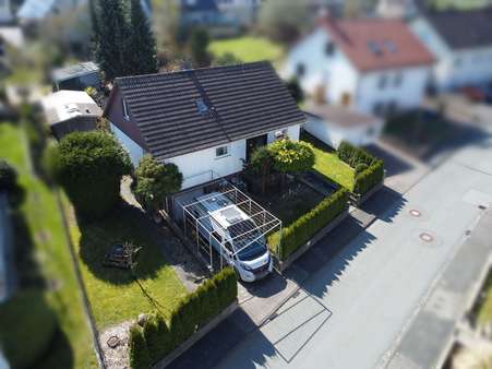 Luftbild 01 - Einfamilienhaus in 33178 Borchen / Kirchborchen mit 129m² kaufen