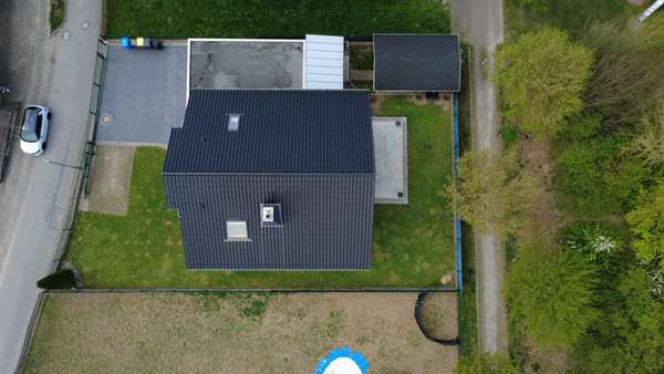 Luftaufnahme - Einfamilienhaus in 32839 Steinheim mit 291m² kaufen