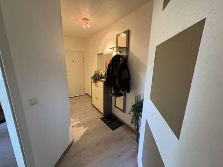 Flur - Etagenwohnung in 33100 Paderborn mit 68m² kaufen