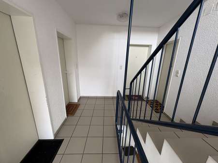 Hausflur - Etagenwohnung in 33100 Paderborn mit 68m² kaufen